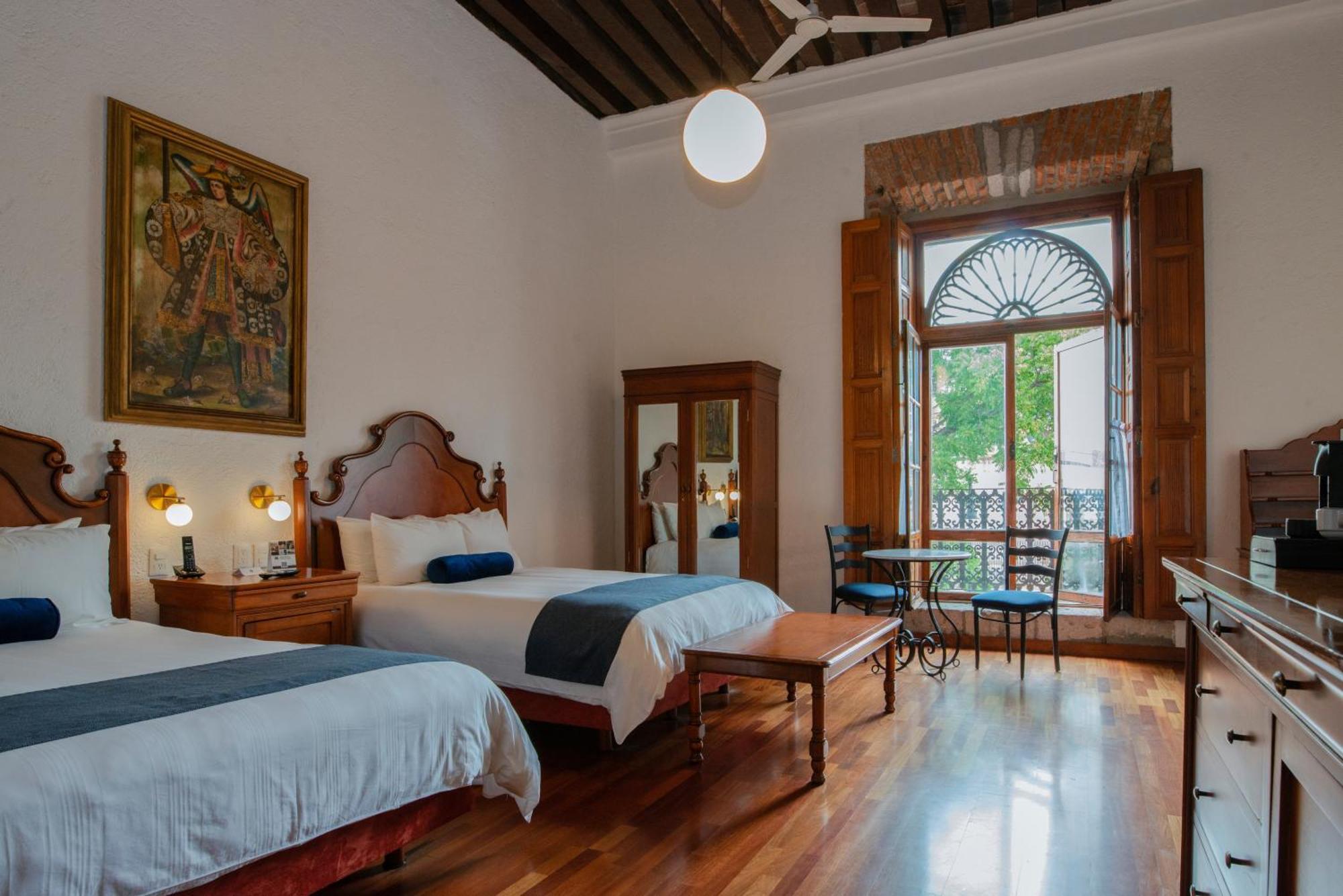 Hotel Juaninos