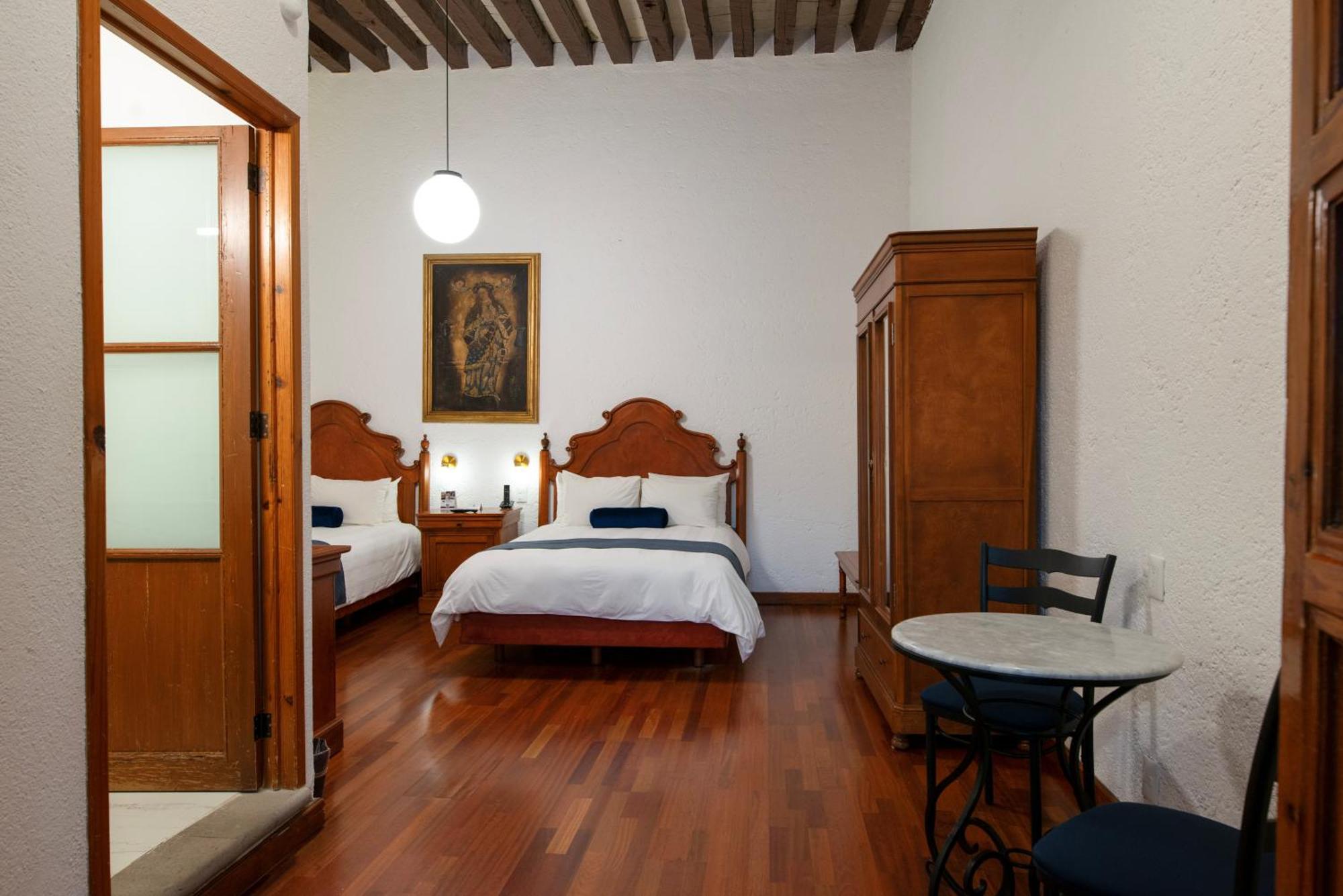Juaninos Hotel