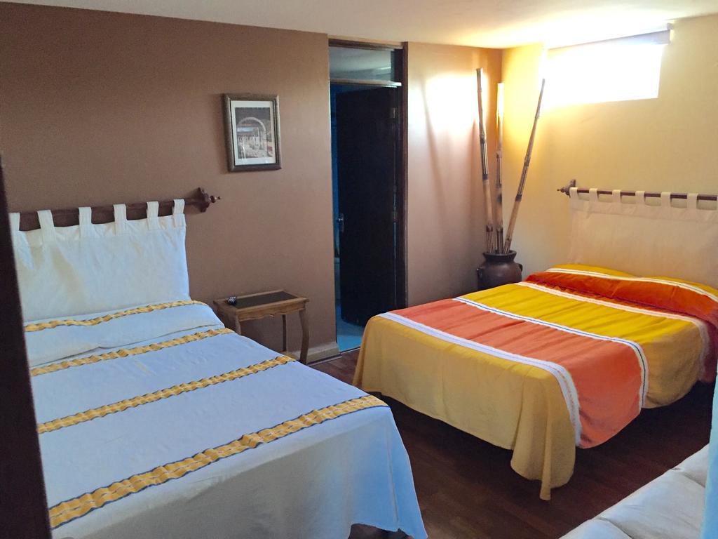 Casa Castillo Bed and breakfast Morelia