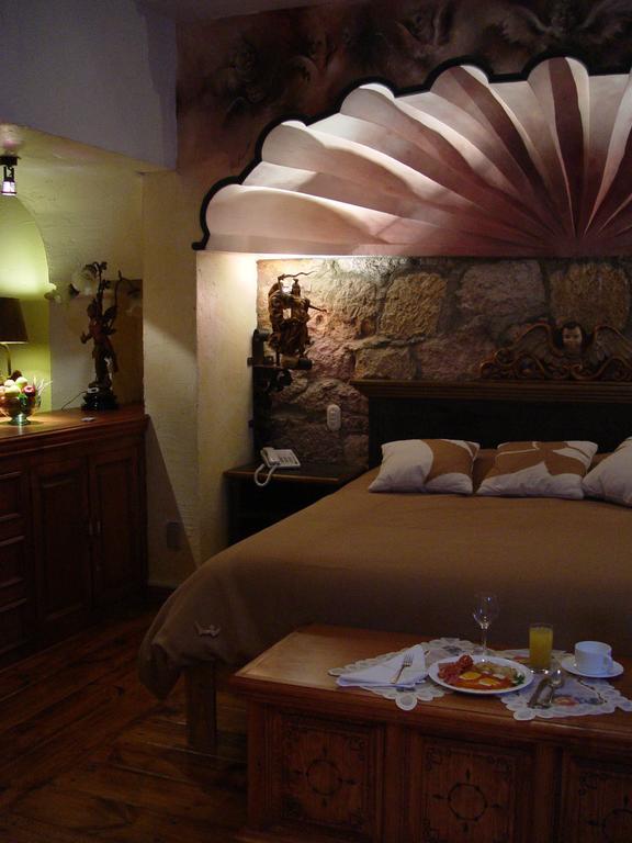 Hotel La Casa De Las Rosas 3*