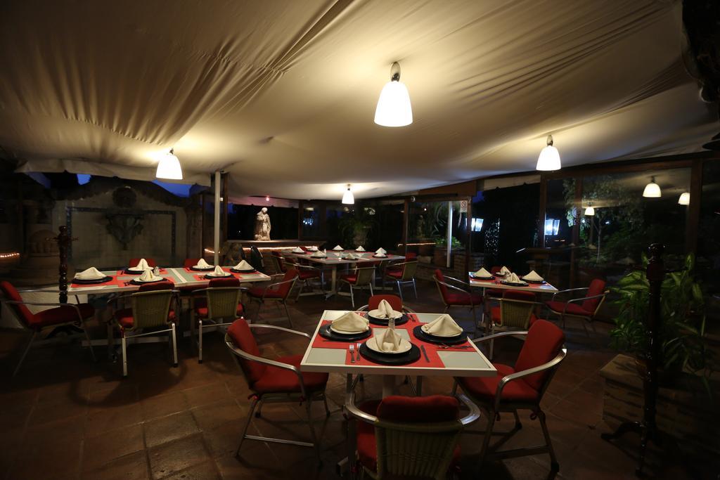 Hotel Casa De La Loma 5*