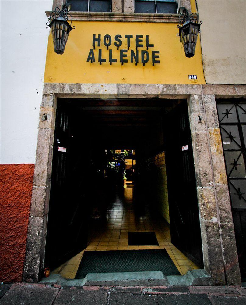 Allende 3*