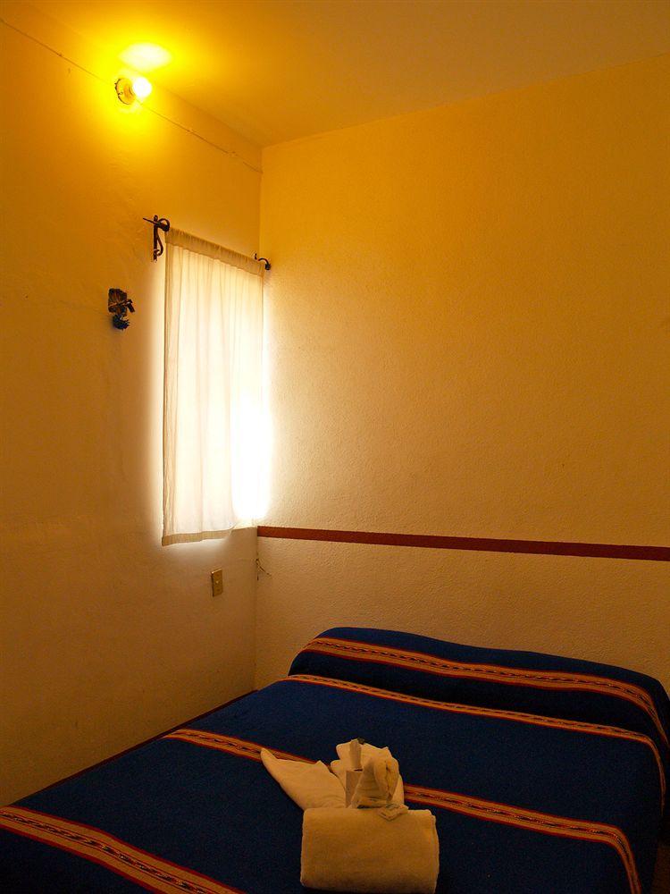 Allende Hotel 3*
