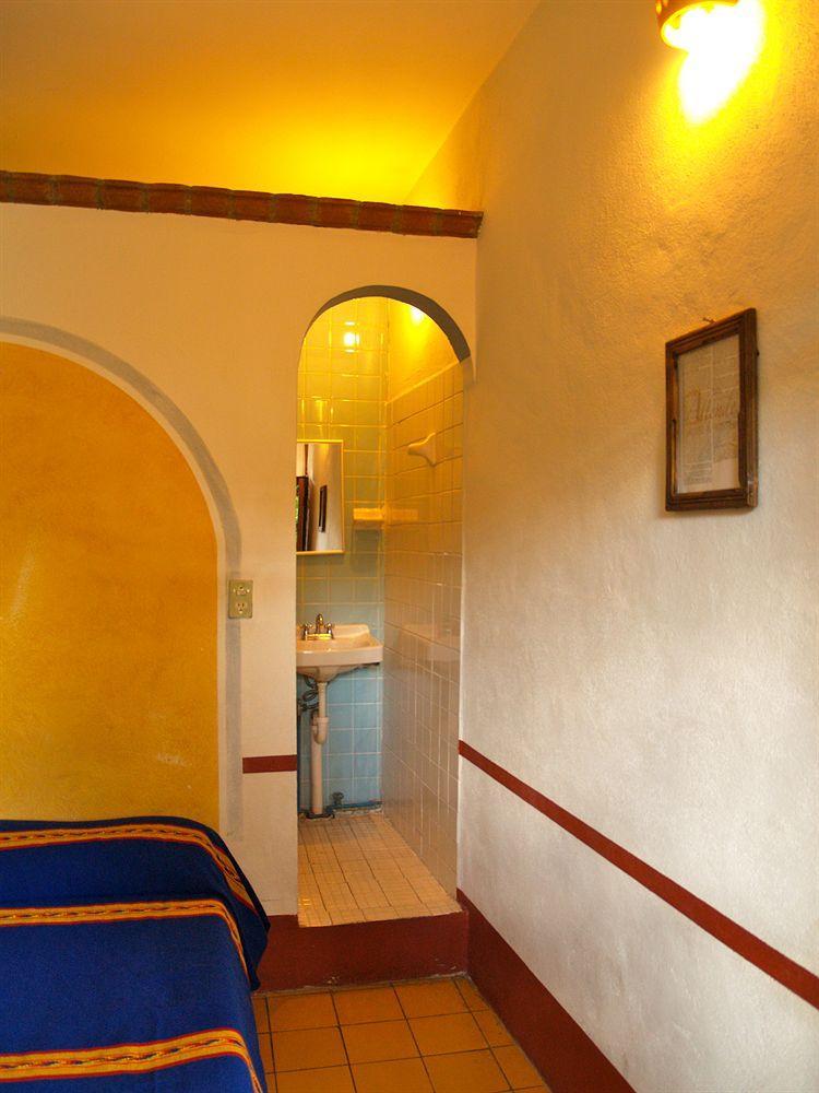 Allende Hotel