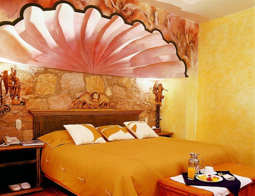 La Casa De Las Rosas