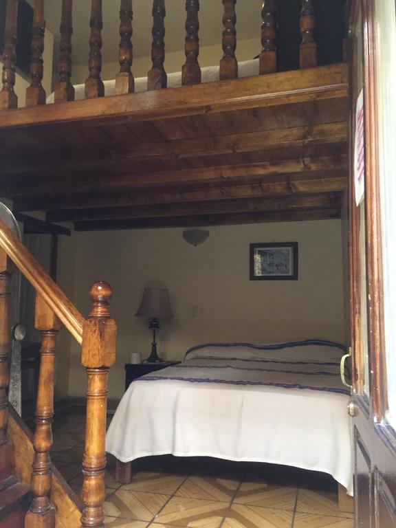 Casa Castillo Bed and breakfast Morelia