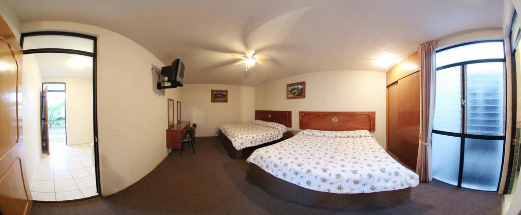California Hotel 3*