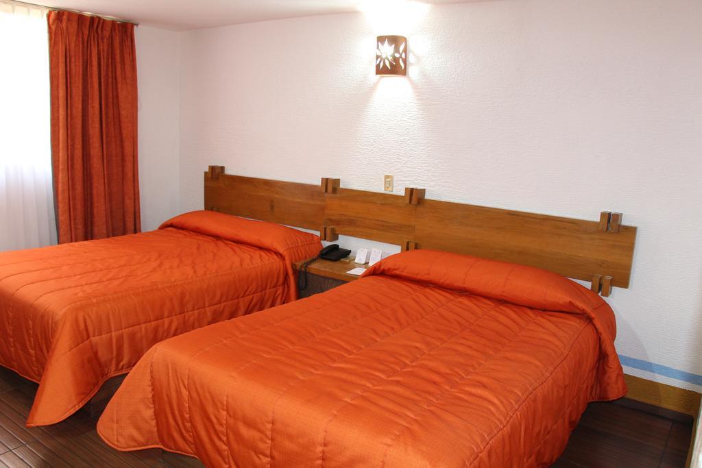 Howard Johnson By Wyndham Calle Real Hotel Morelia