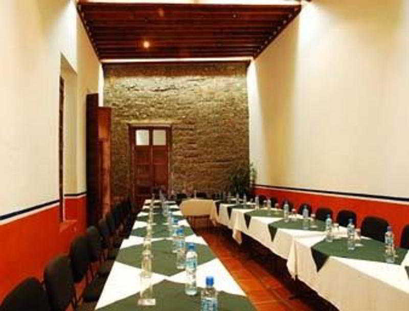 Howard Johnson By Wyndham Calle Real Hotel 3*
