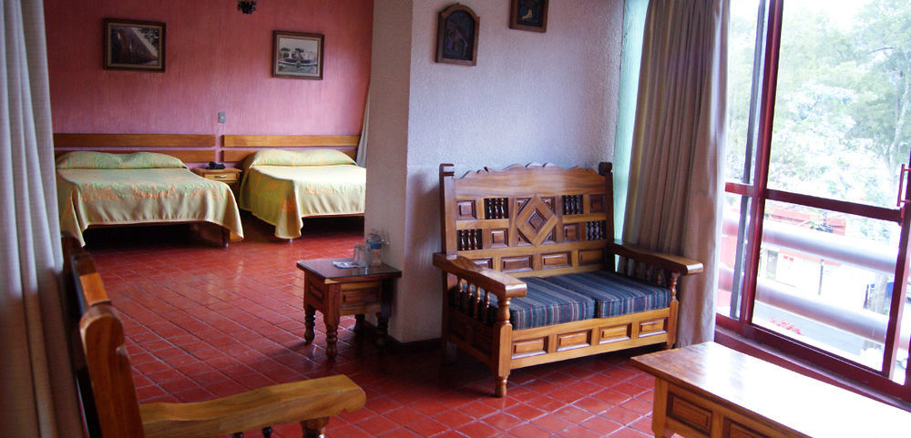 Americas Hotel 4*