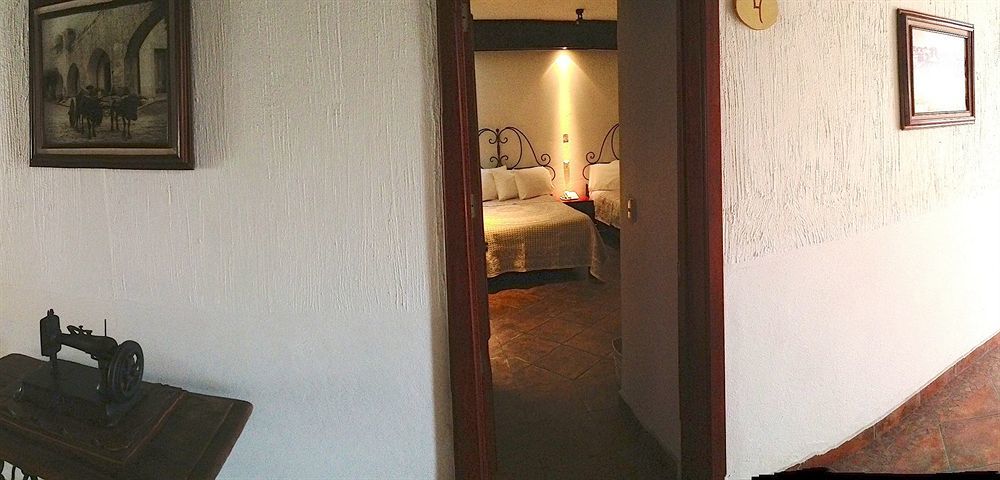 Mesón De Remedios Hotel