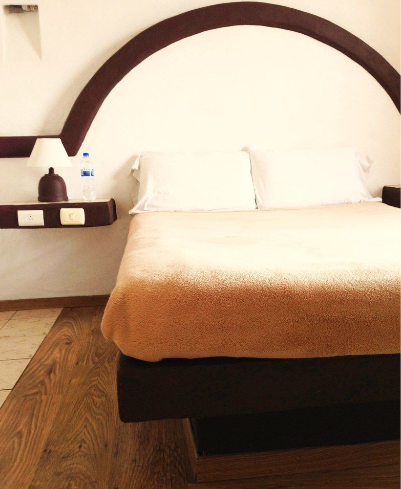 Hotel Plaza 3*