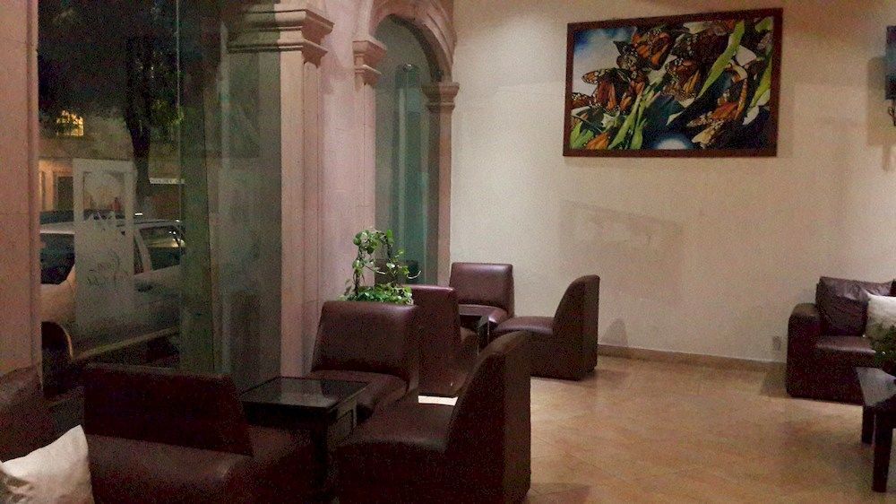Casa Del Virrey&suites