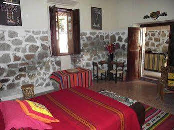 Bed & Breakfast Casona Rosa B&b, Morelia