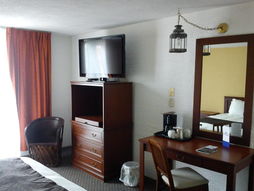 Howard Johnson By Wyndham Calle Real 3* Morelia