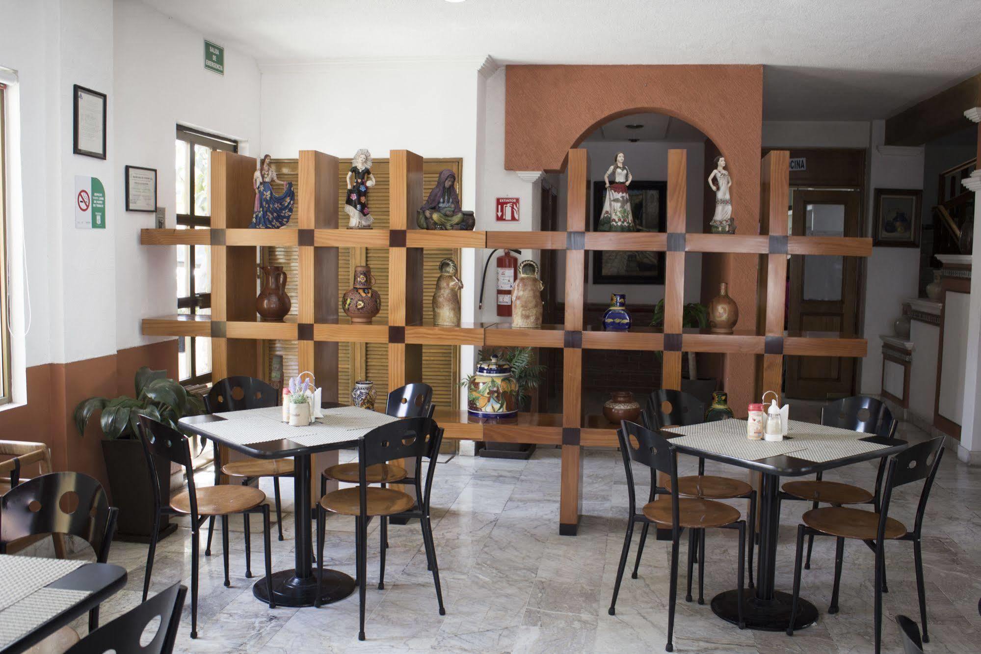 Hotel Estanza Hotel&suites Morelia