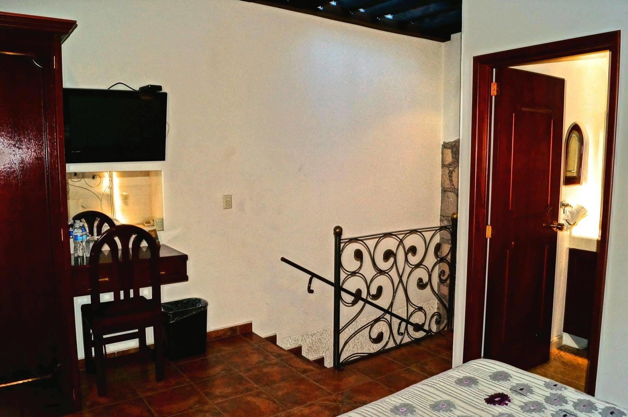 Hotel Mesón De Remedios Morelia