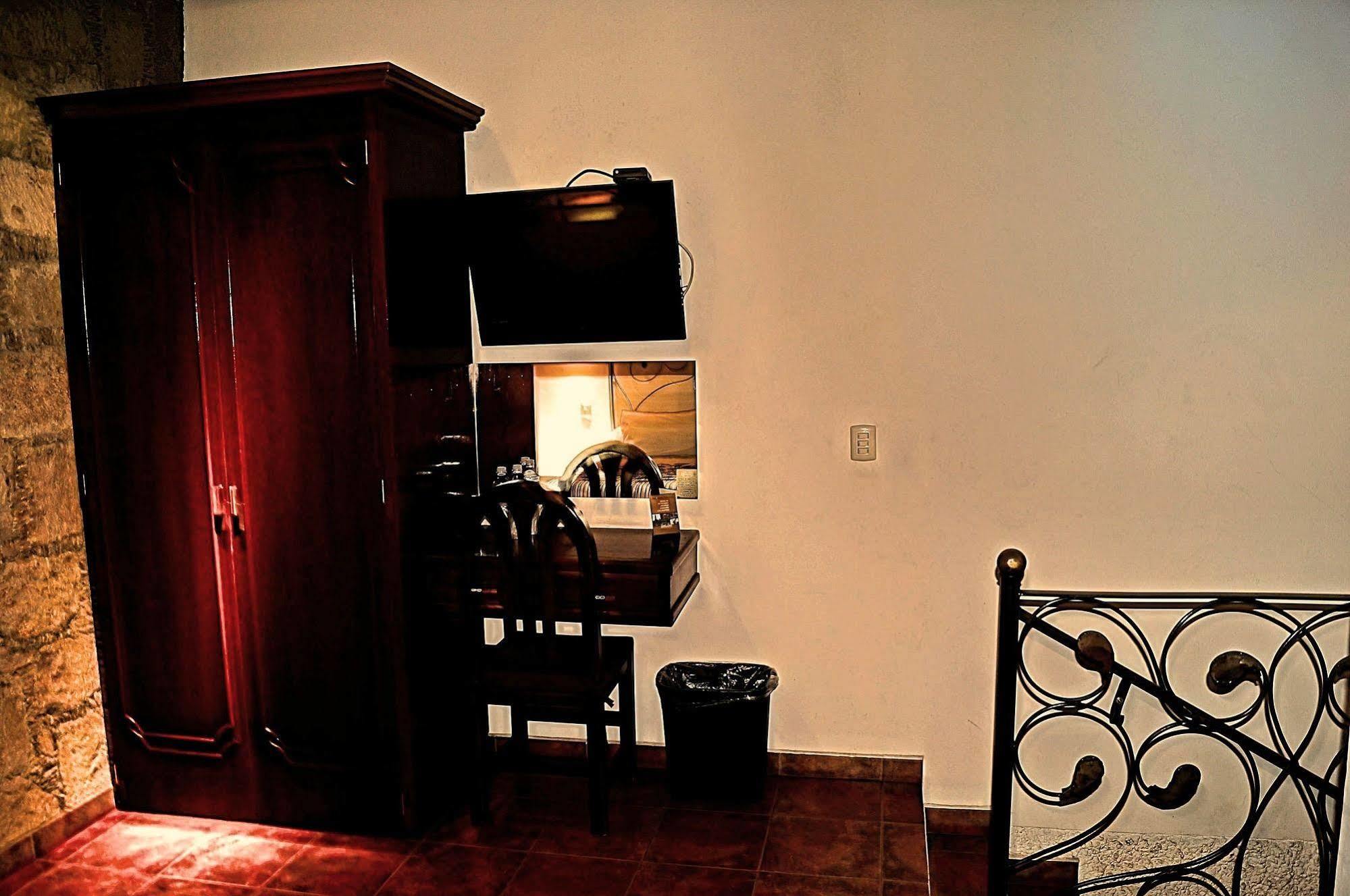 Hotel Mesón De Remedios 4*