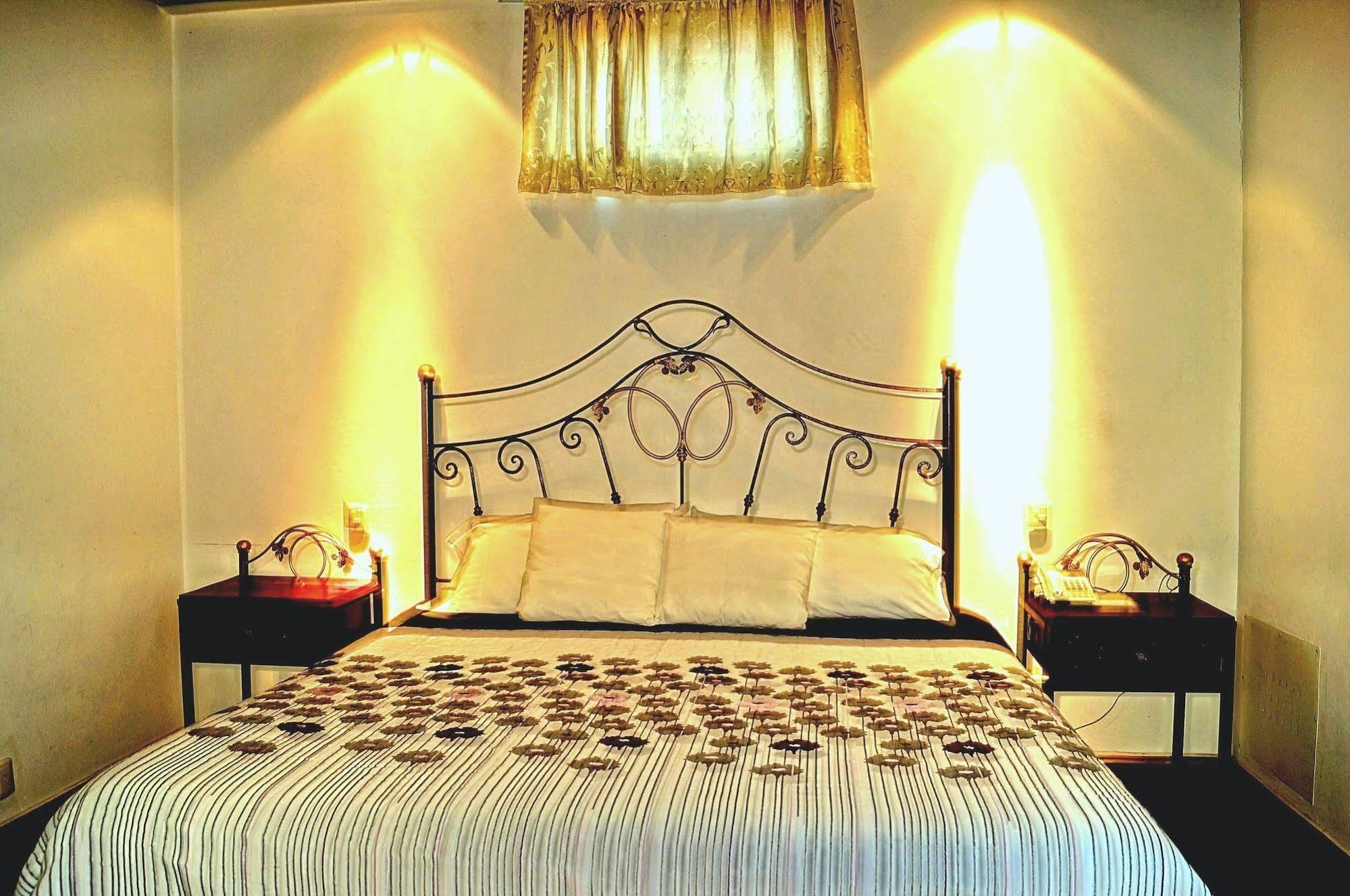Mesón De Remedios Hotel