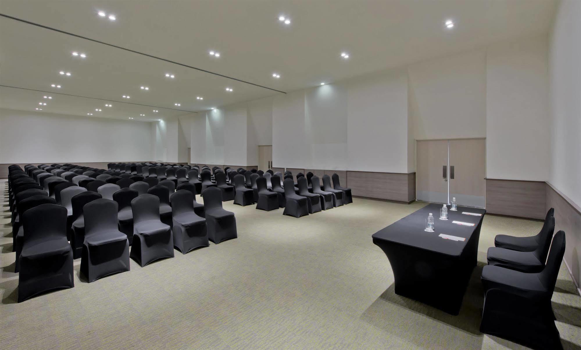 Fiesta Altozano 4*