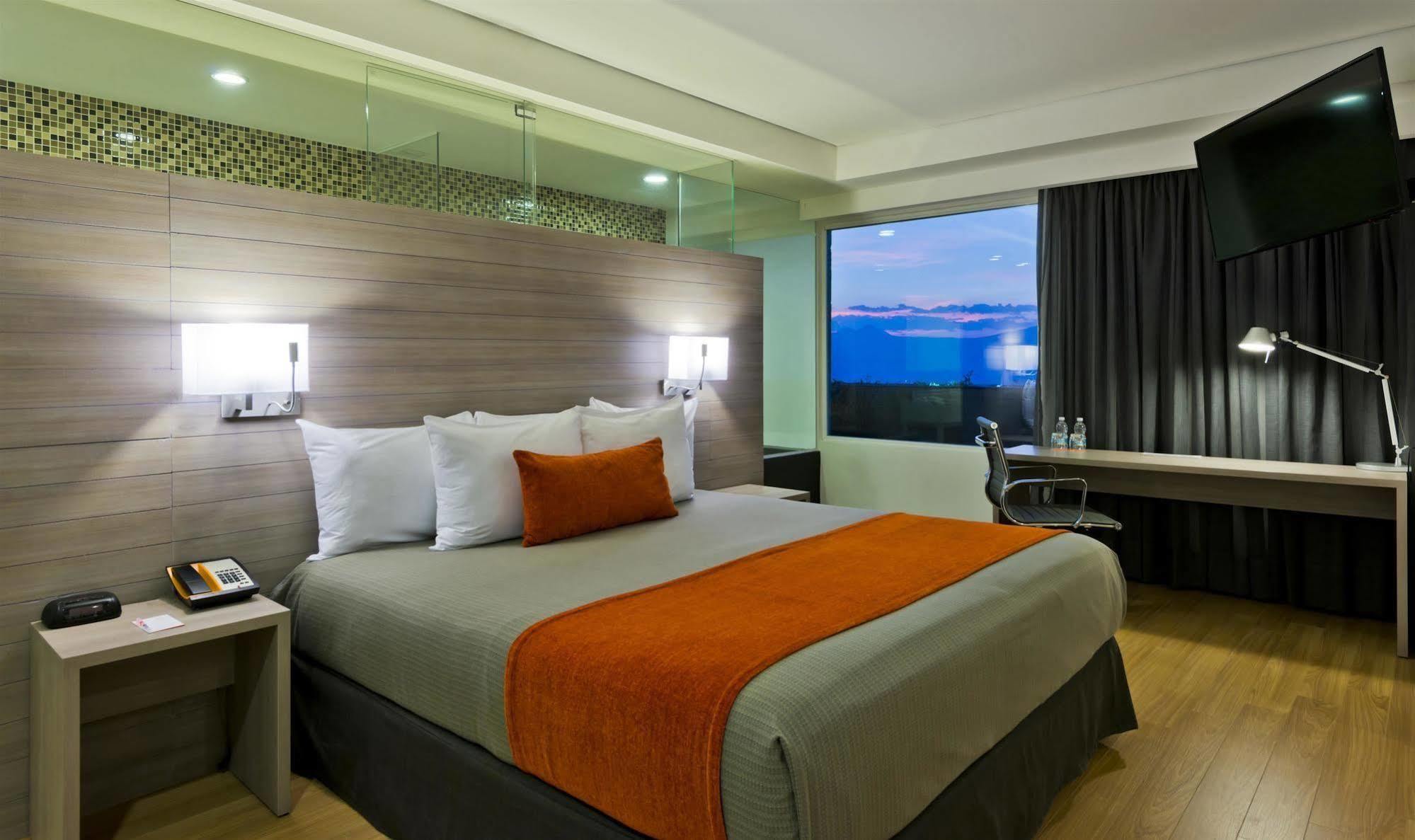 Hotel Fiesta Altozano