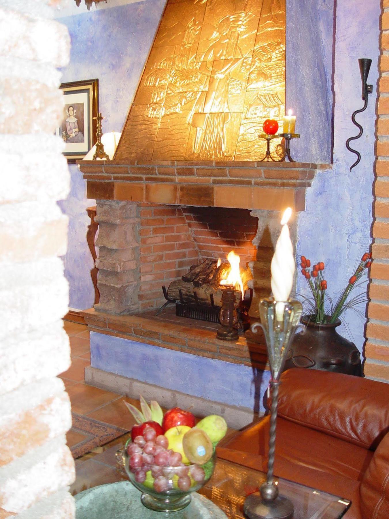 La Casa De Las Rosas 3*