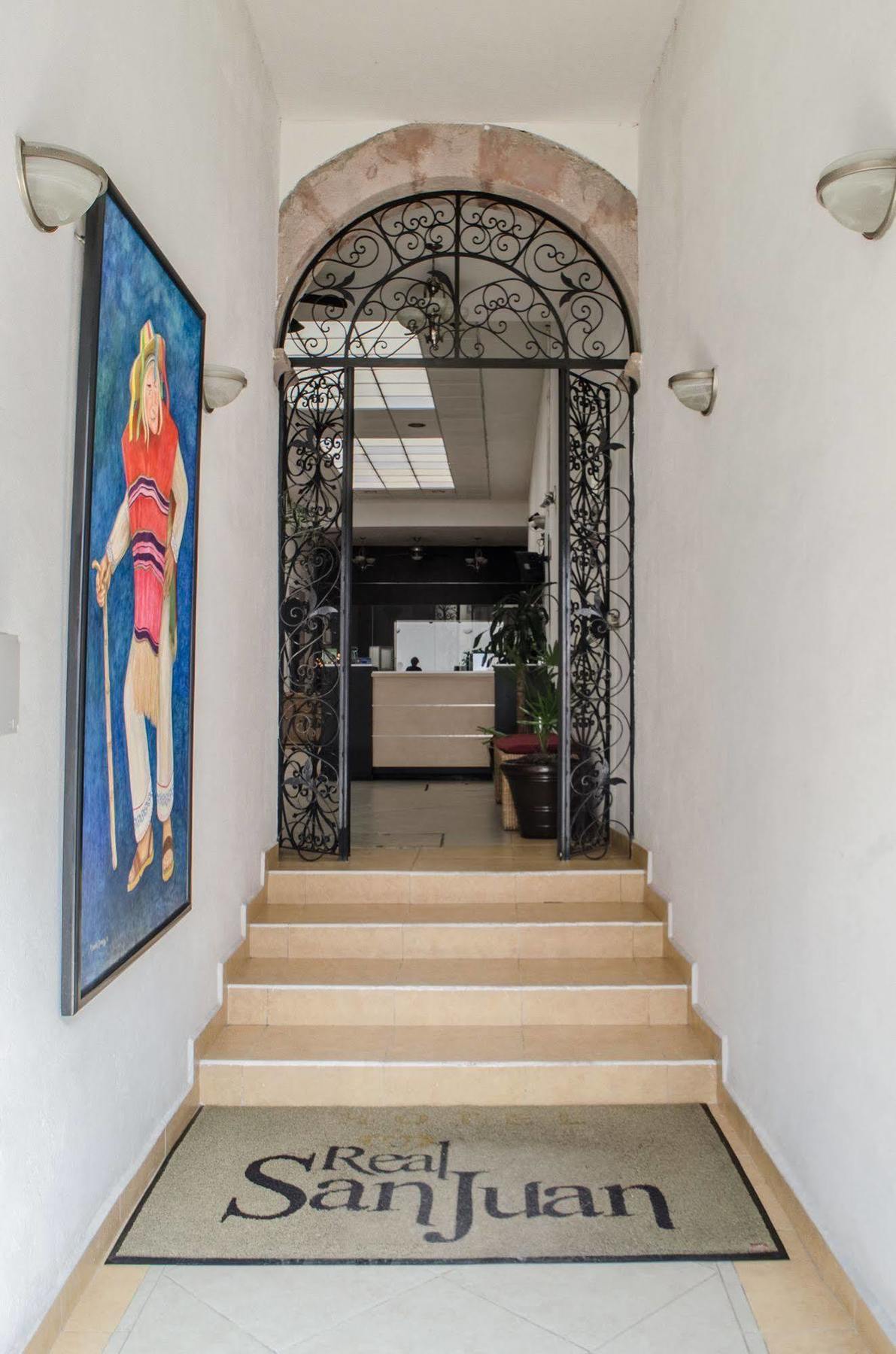 Real San Juan Hotel 3*