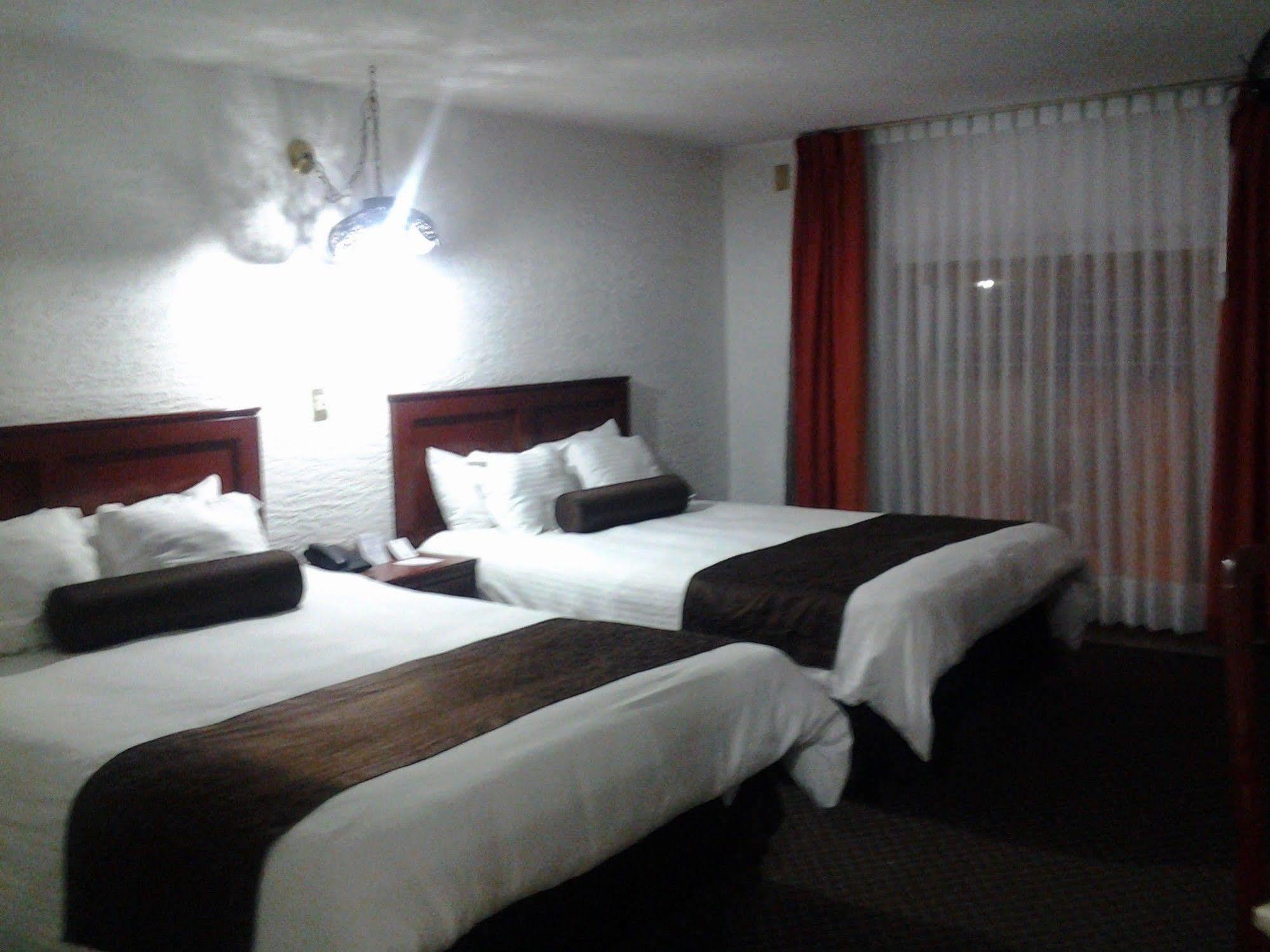 Howard Johnson By Wyndham Calle Real 3*