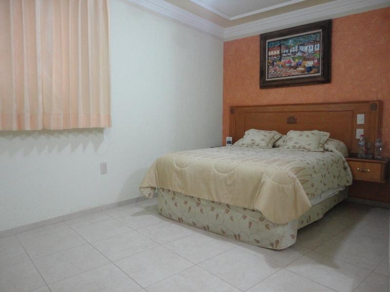 Hotel Rincon Tarasco 3*