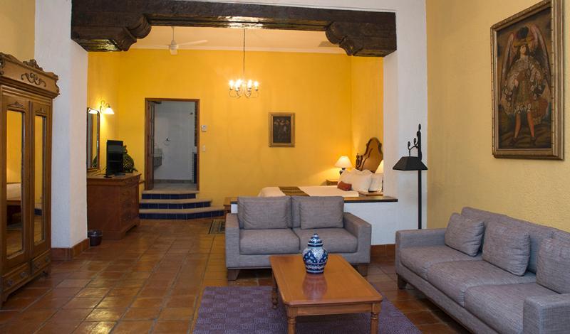 Juaninos Hotel 4*