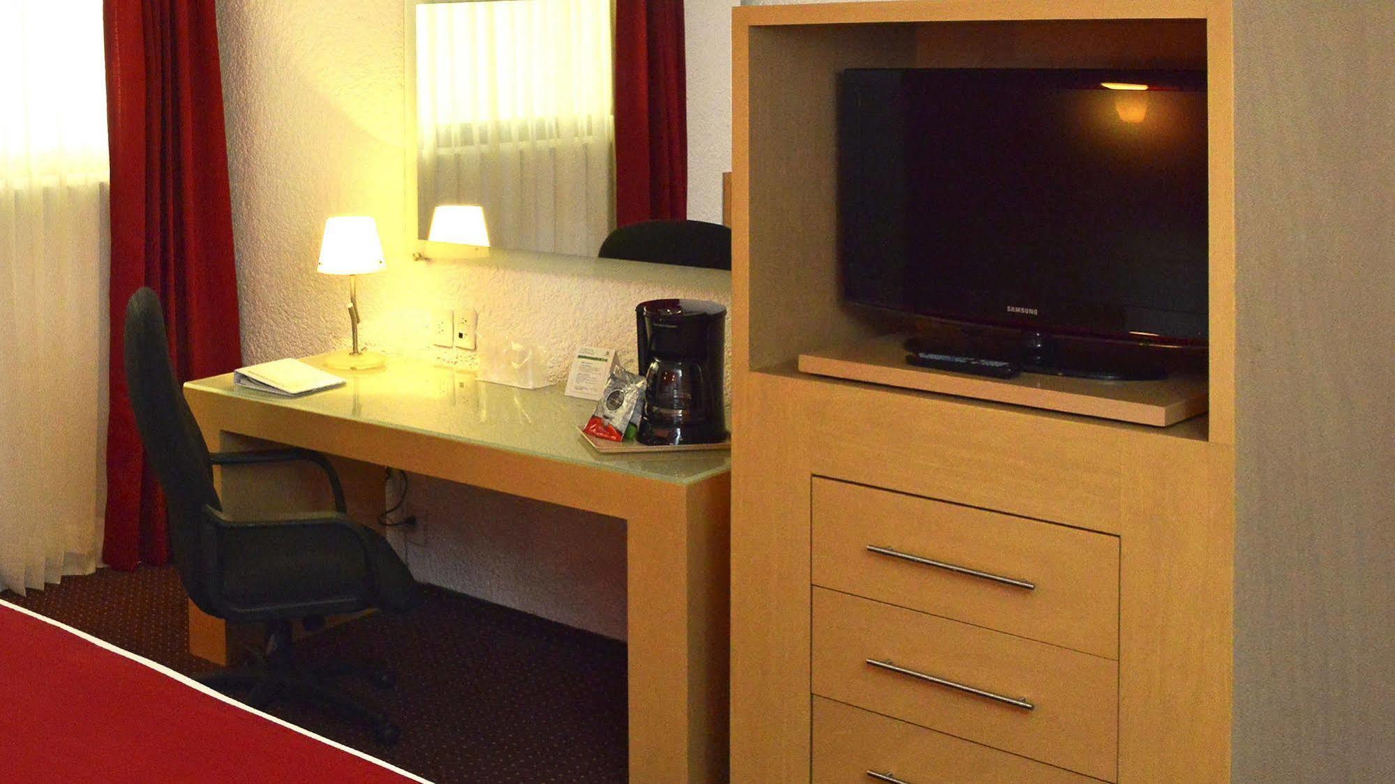 By Ihg