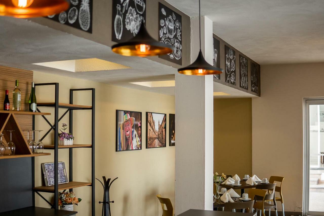 Grand Centurion Hotel