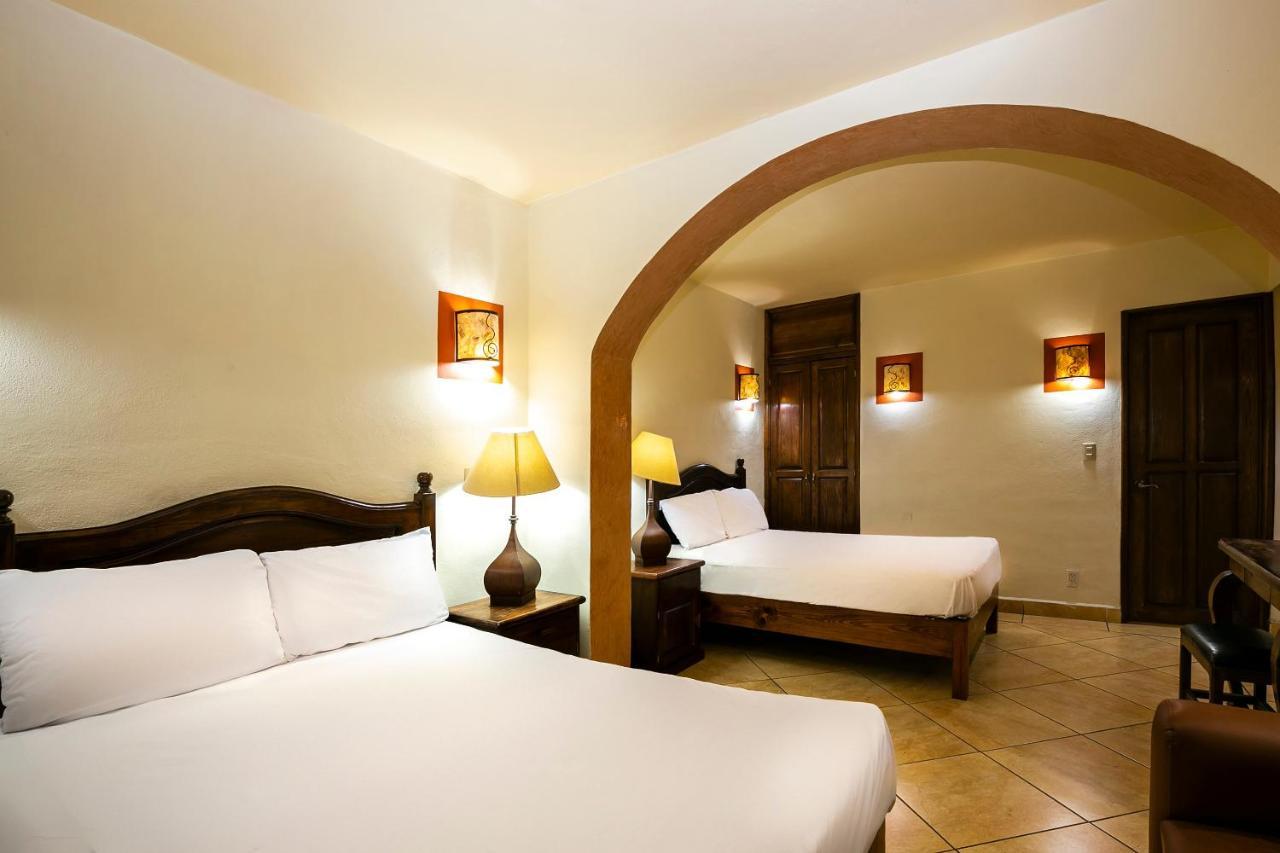 Hotel Casa Del Virrey&suites 2*
