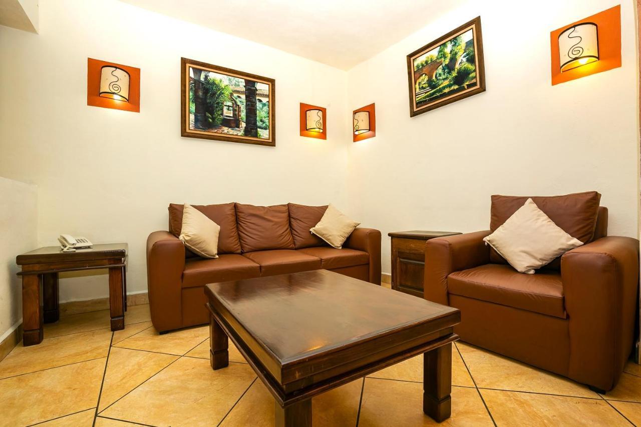 Hotel Casa Del Virrey&suites 2*