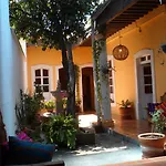 La Casa De Los Limones