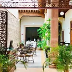 Hotel Expres By Hosting House