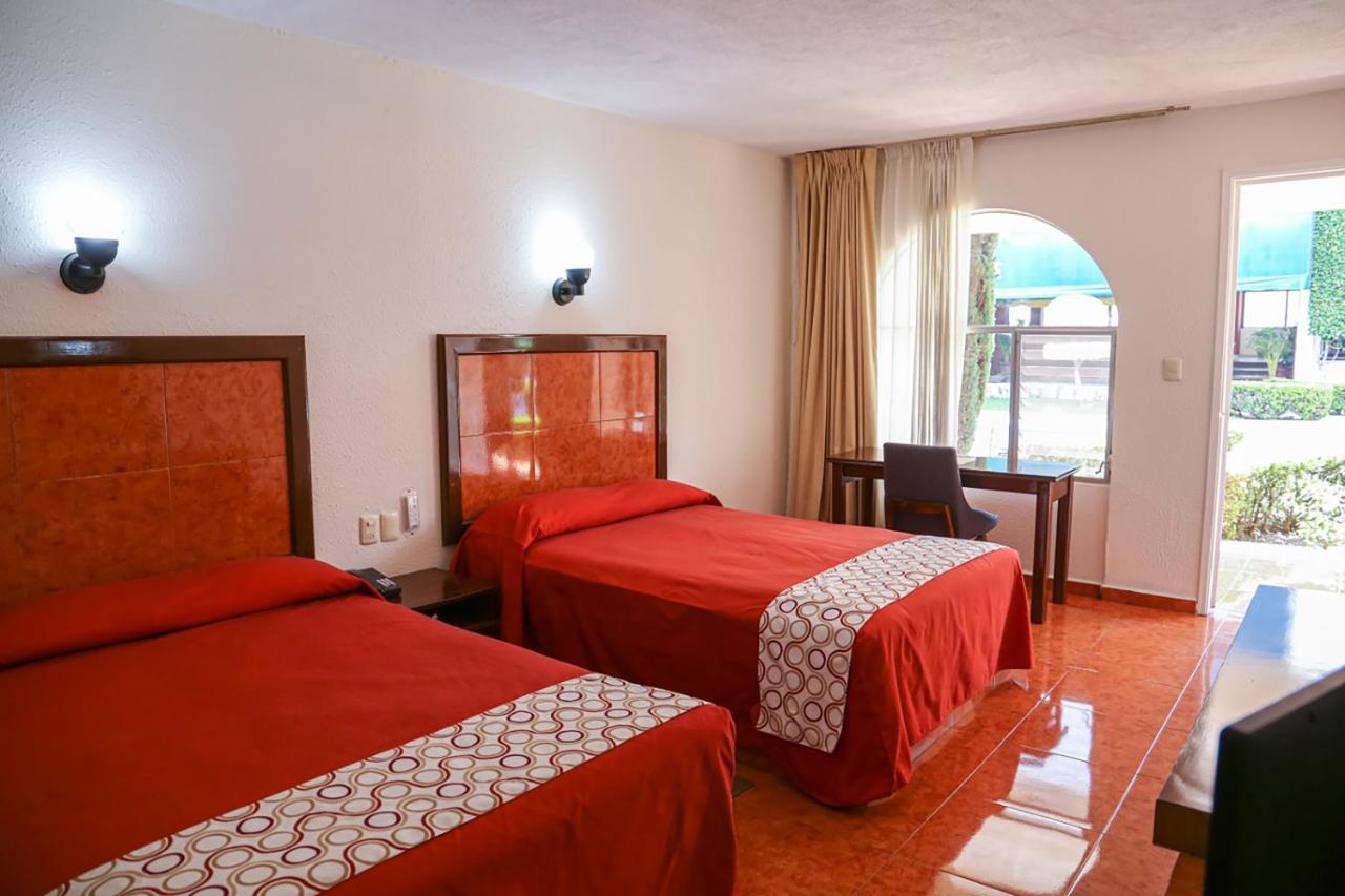 & Del Sol Hotel Morelia