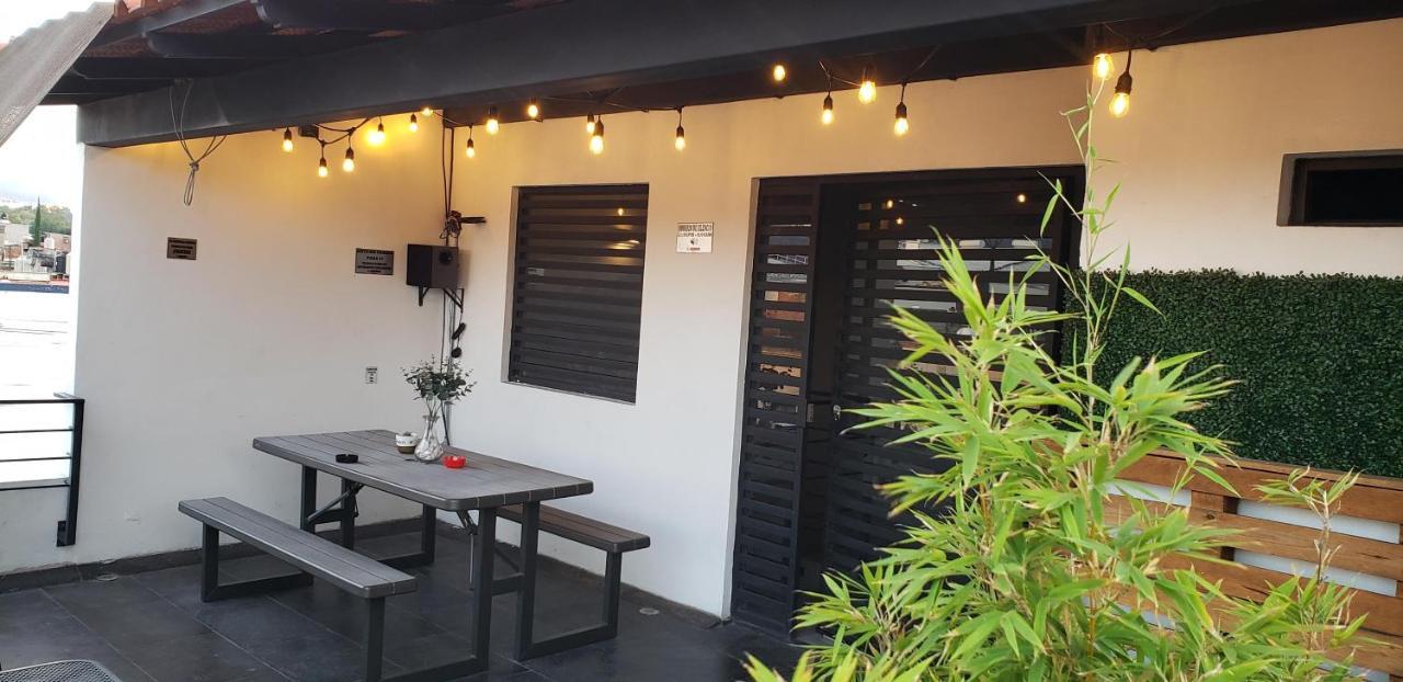 Bed & Breakfast El Suburbio - Morelos Sur *
