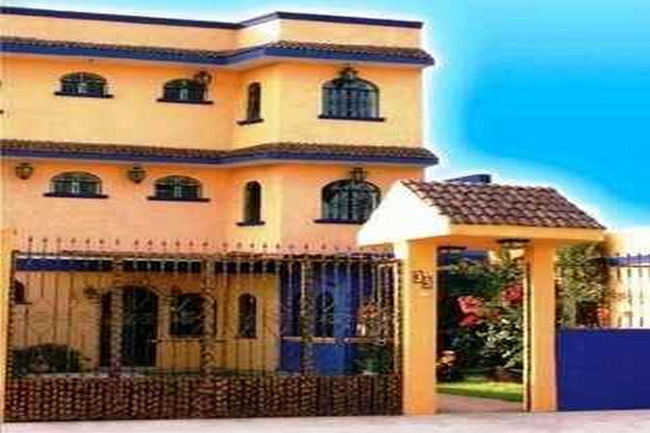 Oyo La Casita Hotel