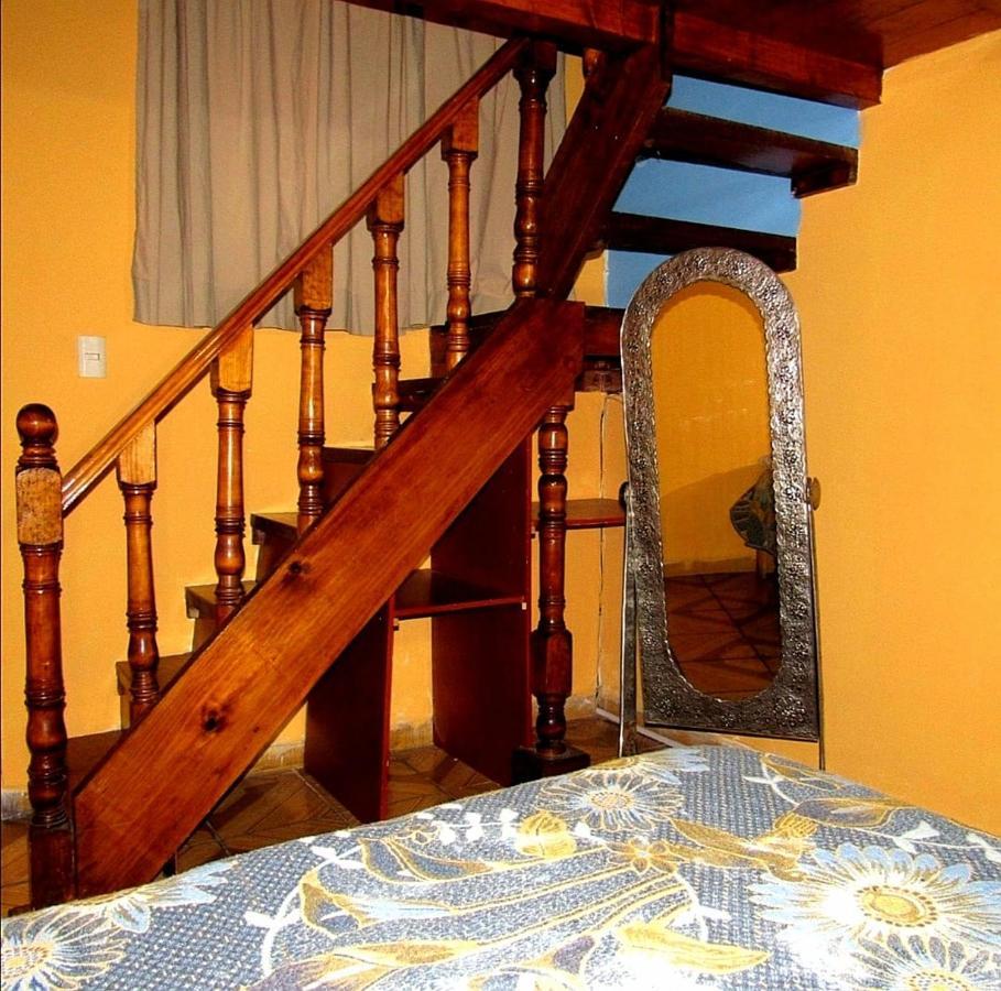 Casa Castillo Pensión Morelia