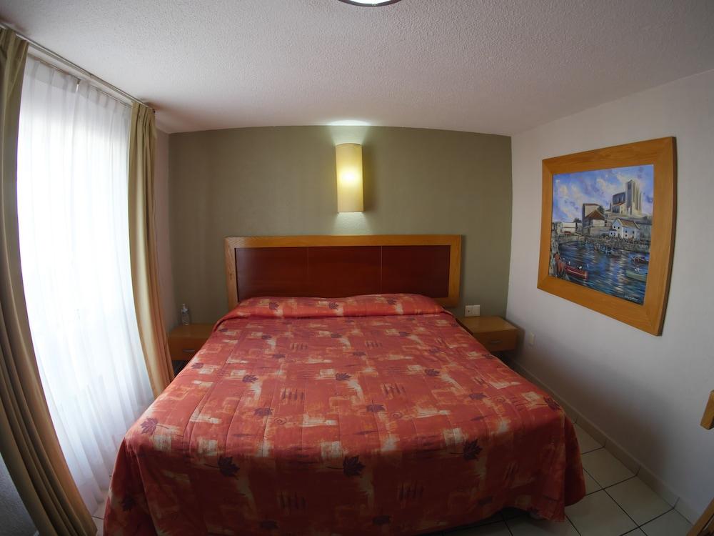 Qualitel Centro Historico Hotel 3*