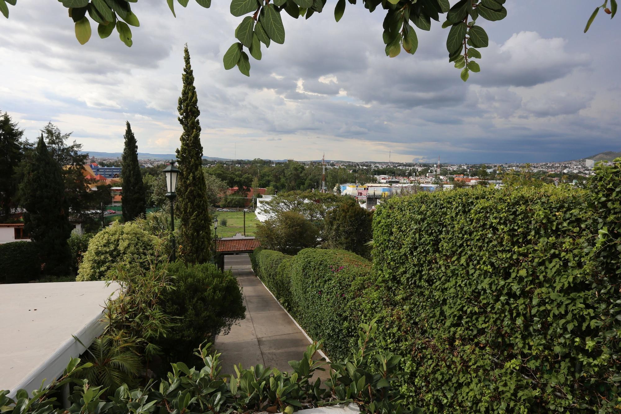 Casa De La Loma 5*