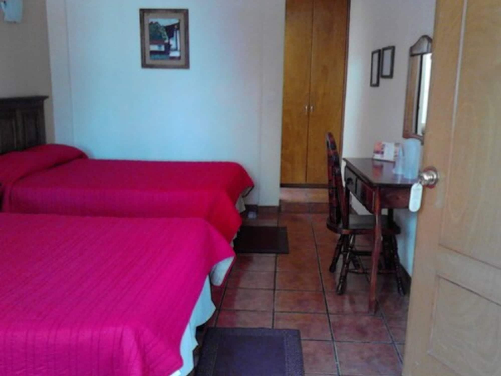 El Carmen, 3* Morelia