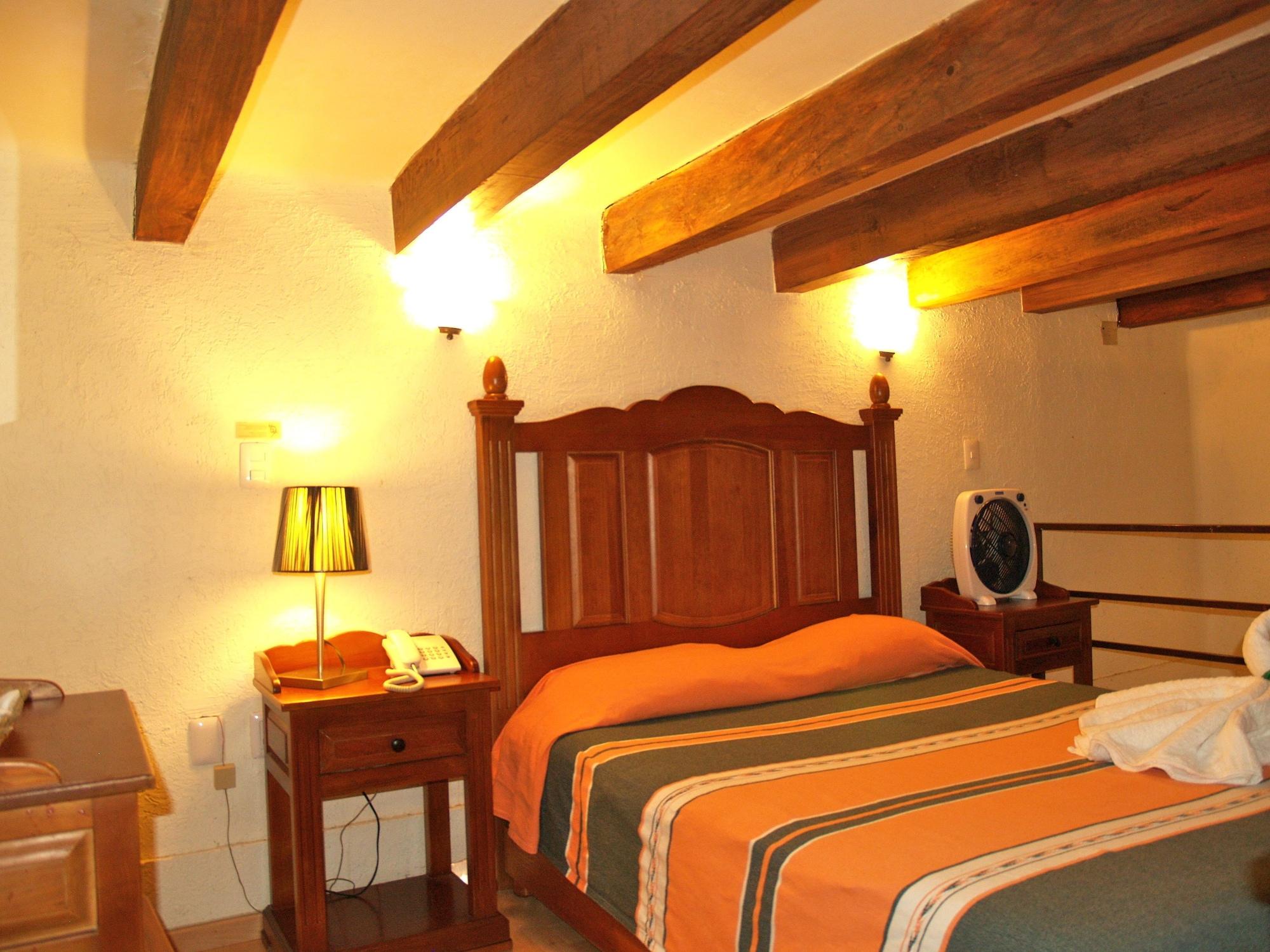 Refugio Agustino Hotel 3*