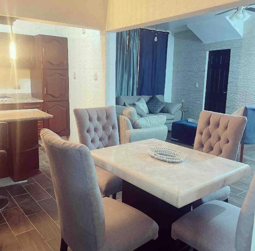Lovely And Warming 3 Bed Apartamento Morelia