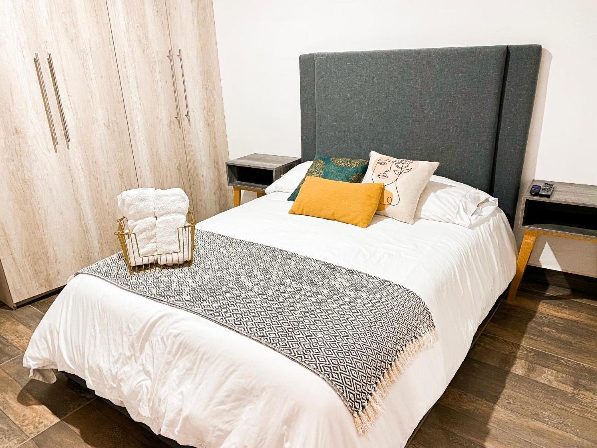Cozy Boho Downtown Few Blocks From The Cathedral Apartamento Morelia