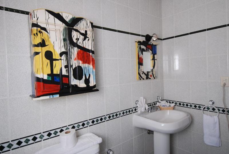 & Galeria 4*