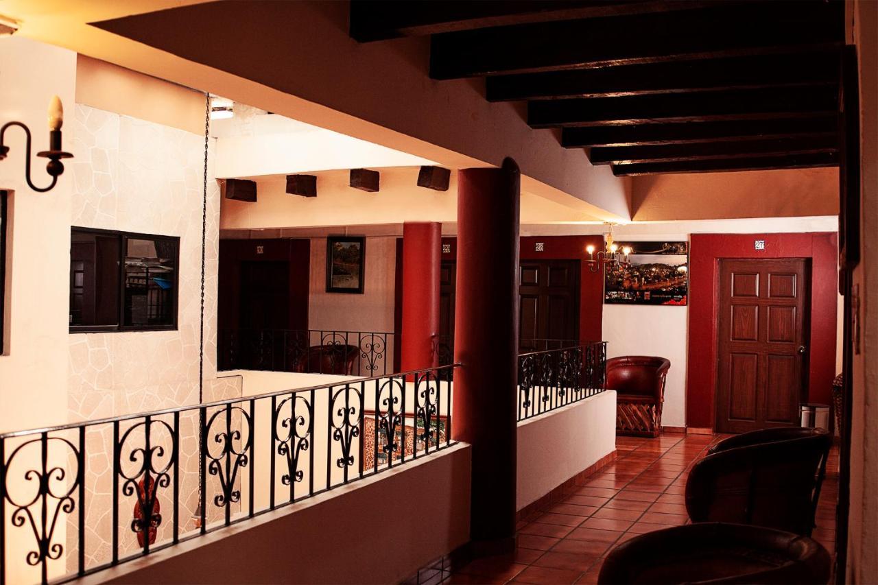 El Carmen, Hotel Morelia