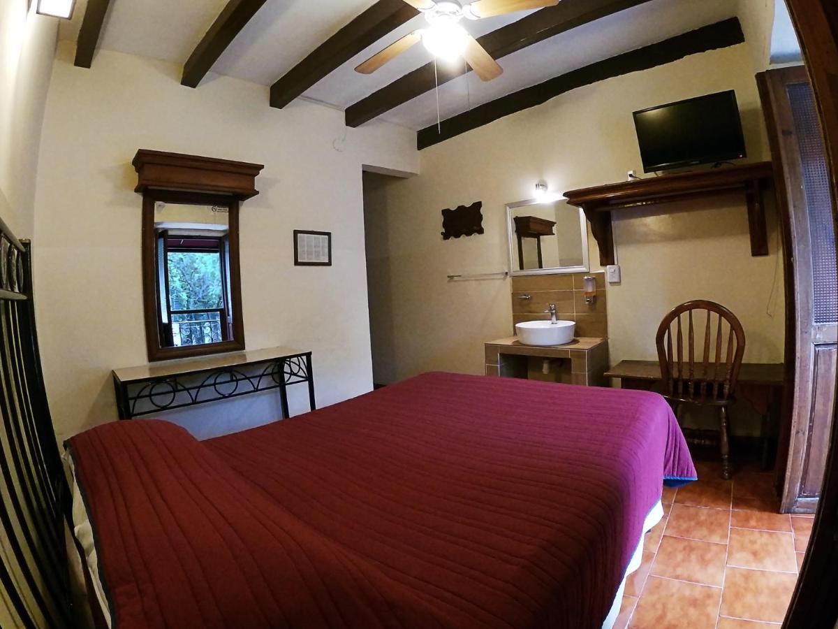 El Carmen, Hotel 3*