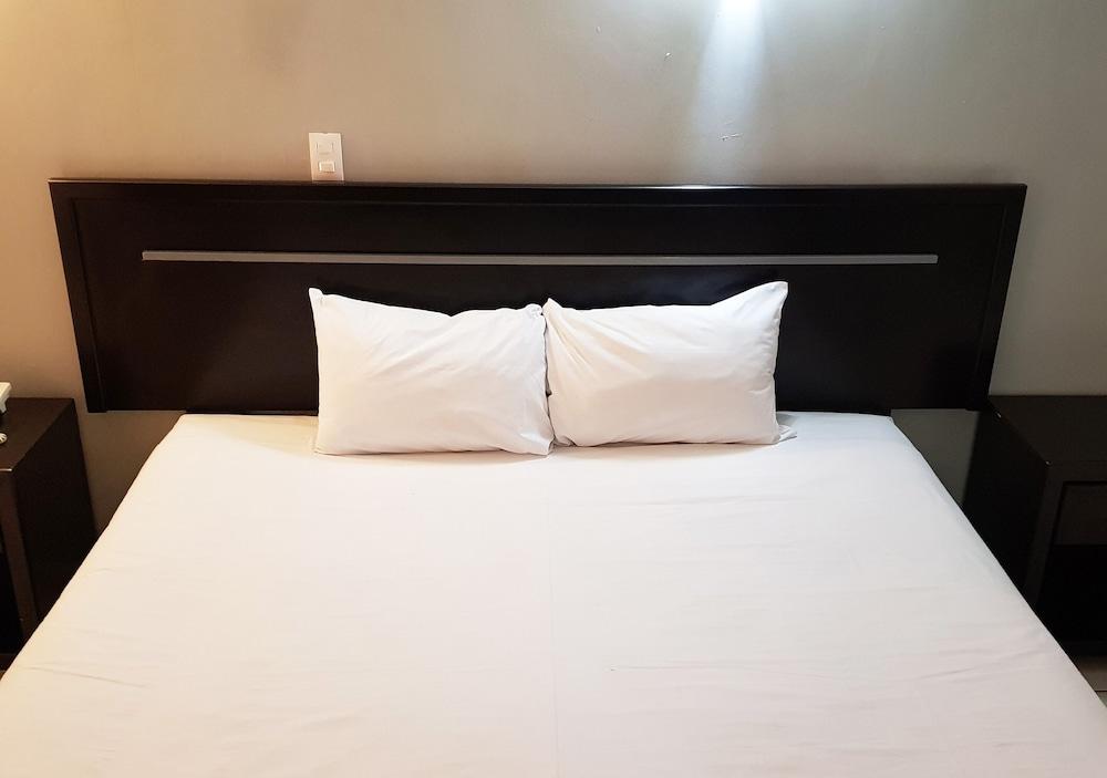 Hotel Capital O Victoria Morelia